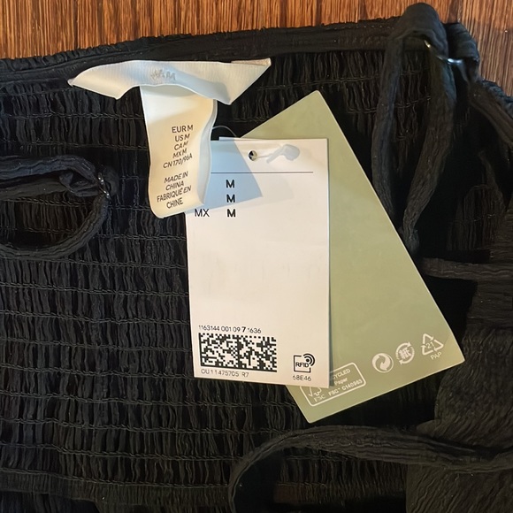 H&M Twist Detail Dress - Picture 3 of 6